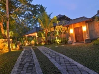 Kampung Ubud Villas 3*