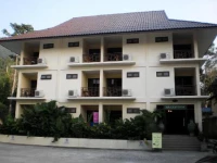 Paddys Palms Resort 2*