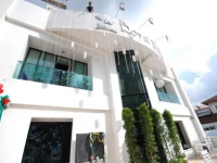 The Royal Palm Beach Front 3*