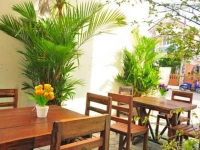 My Livingroom Hotel 2*