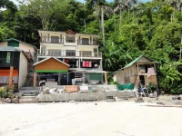 Phi Phi Beach Front Resort 2*