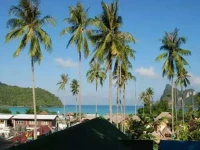 Phi Phi October Guesthouse 2*