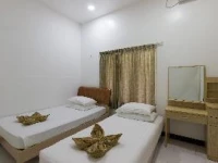 Surf Trip Maldives 3*