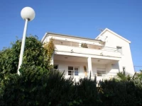 Villa Tina 3*