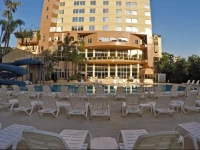 Cosmopolitan Hotel 4*