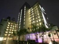 Radisson Suites Sukhumvit 4*