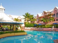 Comfort Suites Paradise Island 3*