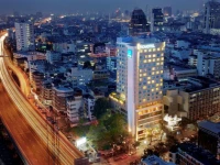 Novotel Bangkok Fenix Silom 4*