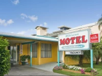 Hibiscus Motel 3*