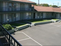 Atwood Motor Inn 3*