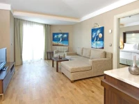Ramada Plaza Antalya 5*
