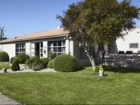 Kyriad Avignon Cap Sud 2*