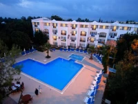 Club Hotel Golf 4*