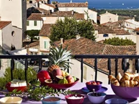 LEcurie Du Castellas 1*