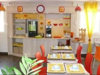 Ptit Dej-Hotel Chartres 1*