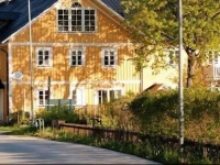 Pensionat Lovangen 2*