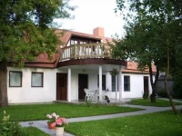 Manni Holiday House