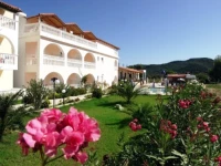 Plessas Palace 3*