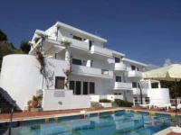 Nikolaos House Kommeno 2*