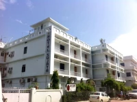 Sujata Hotel 3*