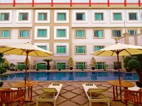 Rocky Plaza Hotel Padang 4*
