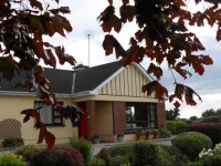 Hillcrest Country Home