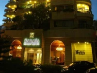 Takaya Suite Hotel 4*