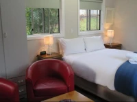 Alpine Park Riverside Cottages 3*