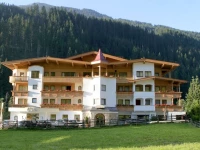 Hotel Tuxertal 4*