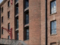 Holiday Inn Express Liverpool-Albert Dock 3*
