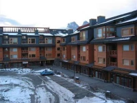 Canmore Crossing 3*