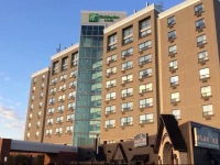 Holiday Inn Hotel & Suites London 3*