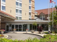 Monte Carlo Inn Airport Suites 3*