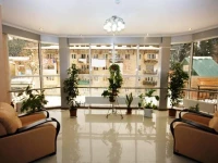 Grand Victoria hotel Dombay