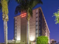 Clarion Hotel Anaheim Resort 3*