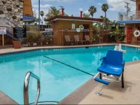 Quality Inn & Suites Anaheim at the Park 2*
