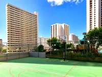 Aston at the Waikiki Banyan 3*