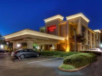 Hampton Inn Memphis-Poplar 3*