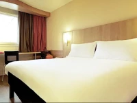 Ibis Paris Porte de Bagnolet 2*