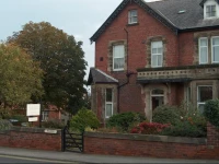 Hillcrest Guesthouse 4*