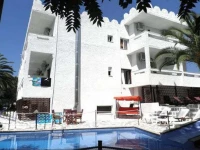 Castello Catelluzi 2*