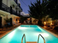 Argo Hotel Parikia 3*