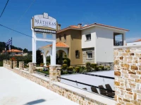 Metsikas Residence 3*