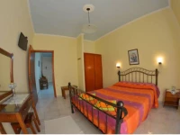 Alex Studios & Apartments