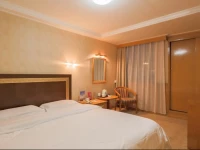 Sun Moon Lake Hotel Dalian 3*
