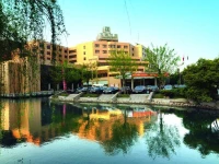 Wenfeng Hotel 4*
