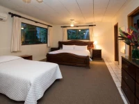 Crocodile Bay Resort 3*