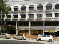 Juita Premier Hotel 2*