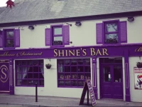 Shines Guesthouse 2*