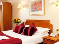 Eyre Square Hotel 3*